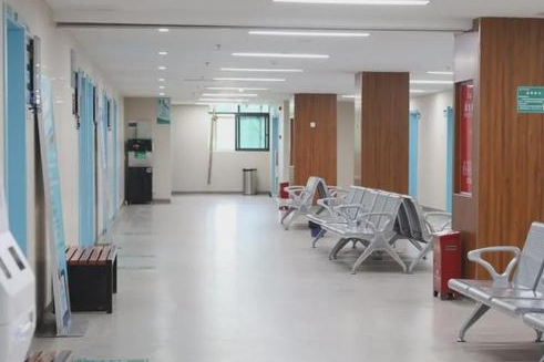 医保患者住院15天就必须出院？两部门：北京没有限制，如遇相关情况建议举报