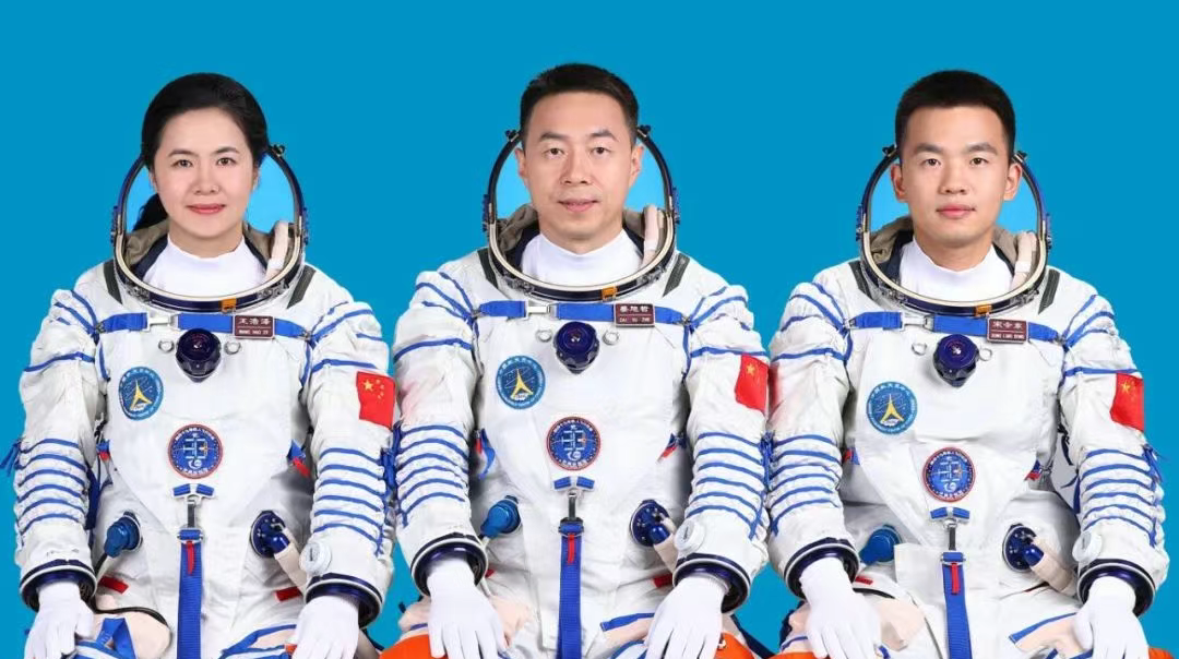 神十九飞船已撤离空间站 计划于今日中午返回东风着陆场
