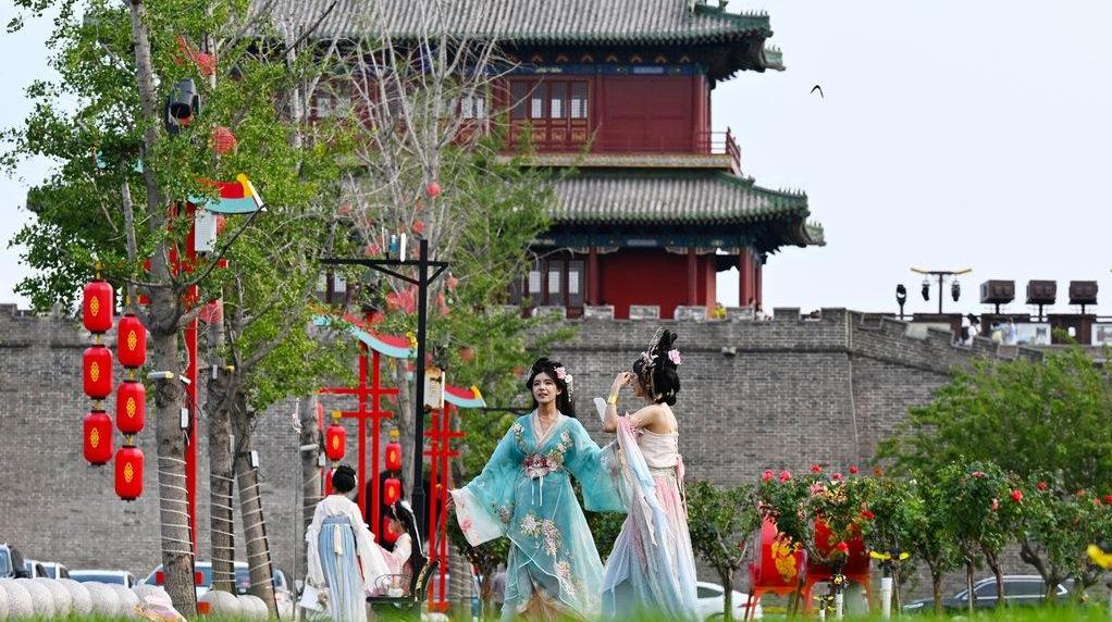 业态向新、活力释放，河北全力推动服务消费提质扩容