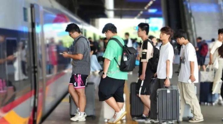 铁路部门进一步优化学生旅客购票出行优惠措施