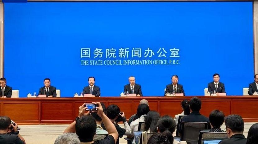 中央政法委秘书长：我国是世界公认最安全的国家之一