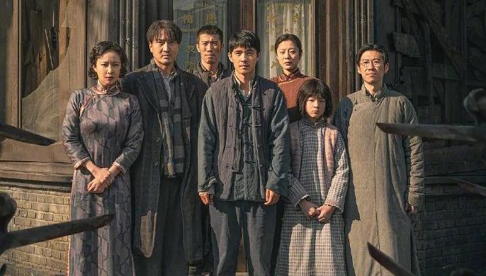 2025年度票房超400亿，国产片贡献超八成