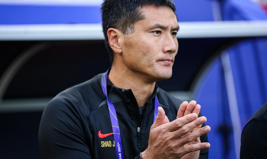 邵佳一出任中国国家男子足球队主教练