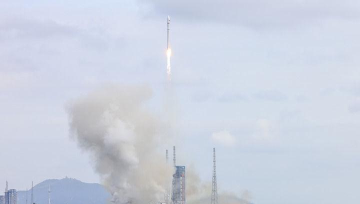 我国成功发射卫星互联网低轨13组卫星