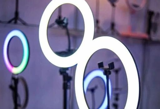 处置1.1万余个账号!AI仿冒名人直播,从严整治