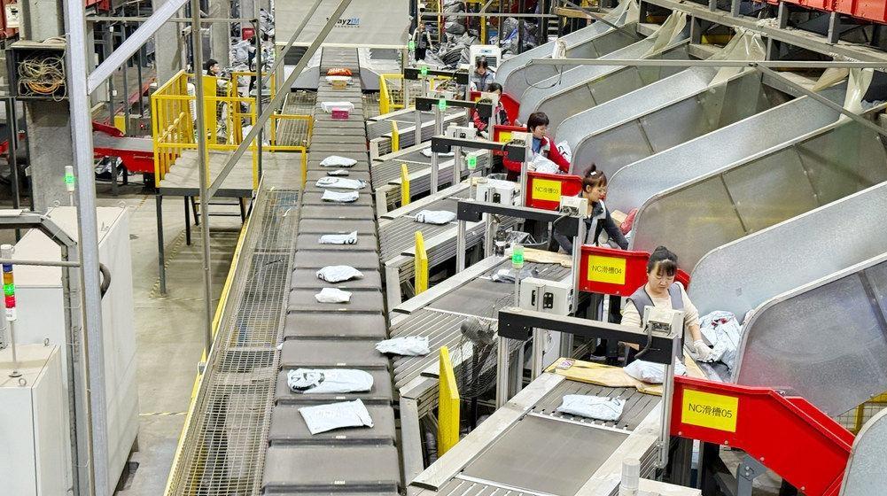 河北快递年业务量首次突破百亿件