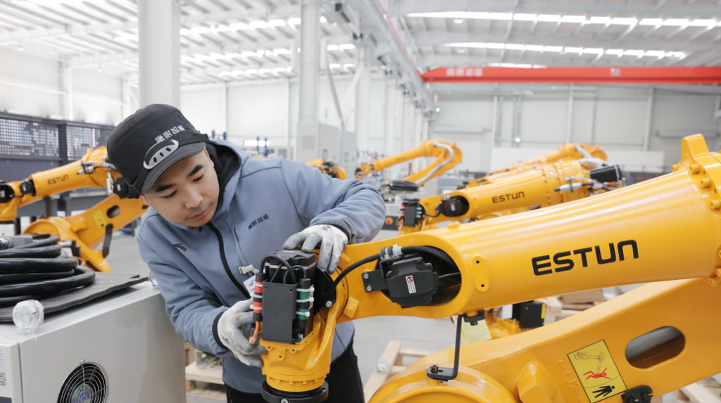 1至10月全省规模以上工业增加值同比增长7.9%，河北工业经济发展向稳向新