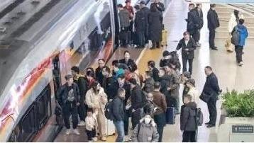 前11个月我国交通出行人数达618.7亿人次