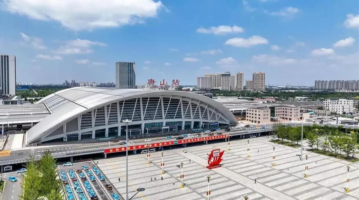 冀时评丨京唐城际全线贯通:轨道连三地 协同启新程