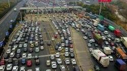 大年初一全国道路交通平稳有序