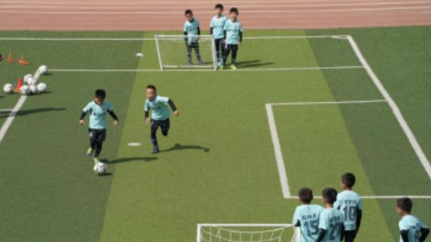 教育部:将严查挤占体育课、课间不准学生出教室等行为