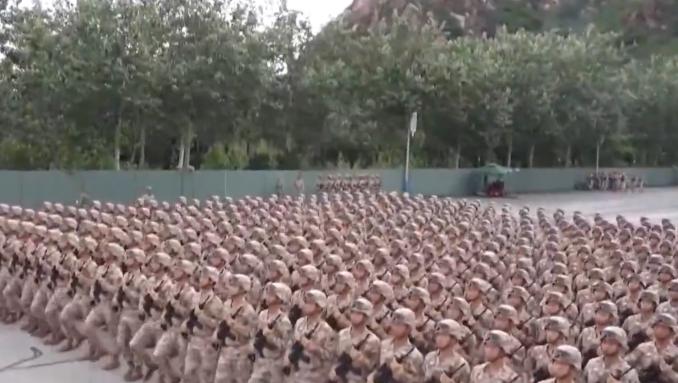 经中央军委批准,全军今天起启用《预备役人员证》