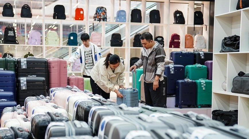 特别关注丨供需两端发力 释放消费潜能