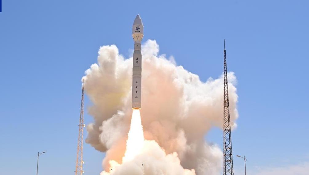 我国成功发射吉星高分07C04星等8颗卫星