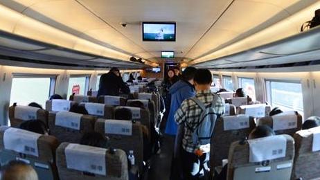 今起铁路实行第三季度列车运行图 增开旅客列车106列