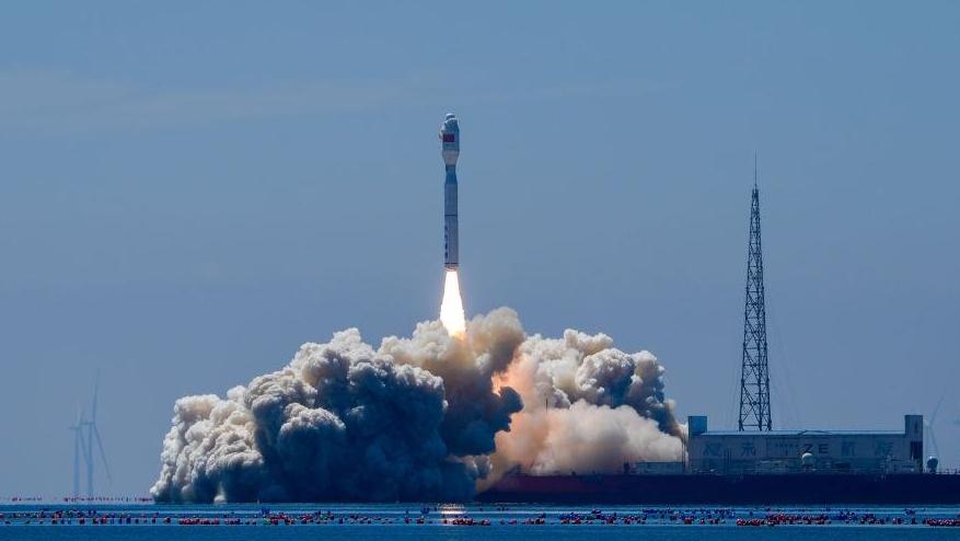 我国成功发射东方慧眼高光谱01、02星