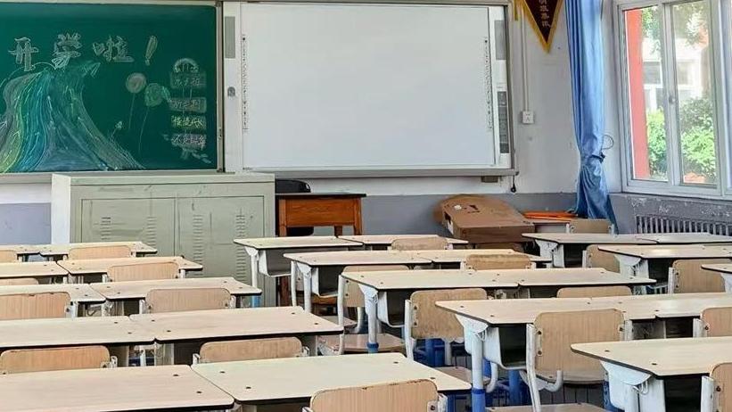 “子涵、梓萱”已成过去式!第一批“20后”小学生入学,网友直呼“画风变了”