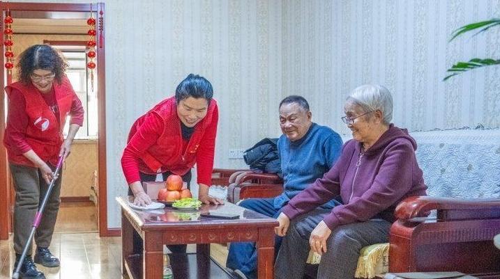 上门养老服务,更精准更暖心!河北积极推进居家和社区基本养老服务提升行动